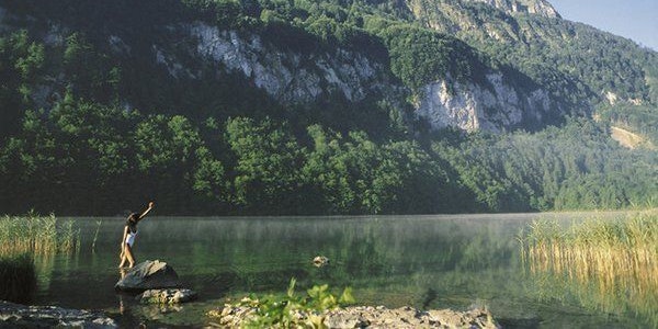 Am Seelisberger See kannst du ungestört die Natur geniessen.