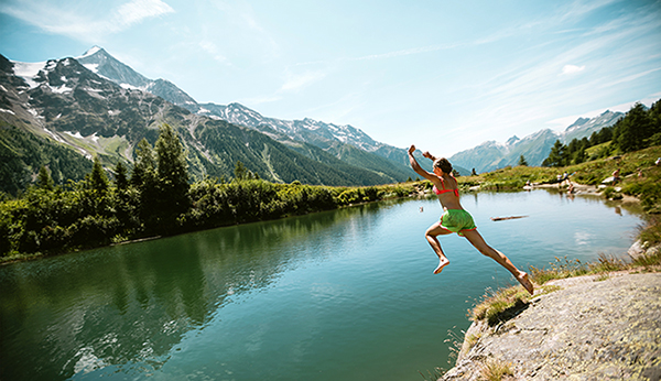 Schweizer Bergseen: Hier gehen wir jetzt gerne baden!