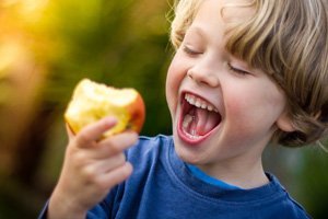Brainfood für Kinder: Lebensmittel für geistige Fitness