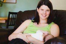 Zehn Tipps zum erfolgreichen Stillen Ihres Babys