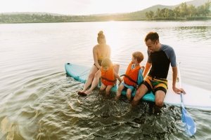 8 Sommeraktivitäten, die Sie mit der Familie ausprobieren sollten