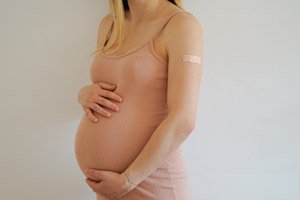 Wie merkt man dass man trotz Periode schwanger ist?