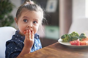 Warum vegane Ernährung Kinder krank machen kann