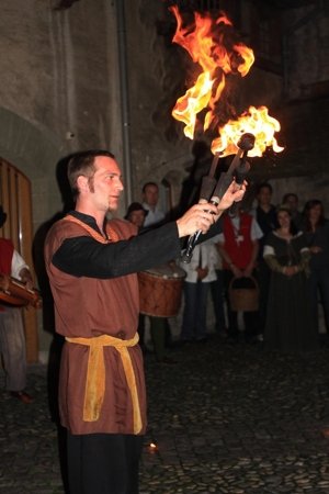 Feuerkünstler im Schloss Chillon