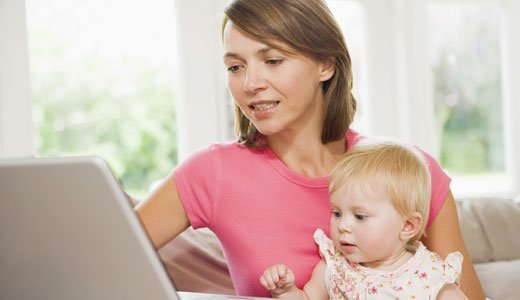 Viele Eltern stellen heute ihre Babyfotos ins Internet.
