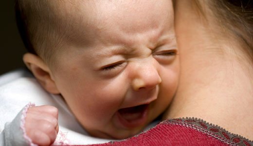 Les coliques sont stressantes pour le bébé et les parents.