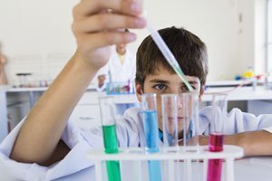 Geschenke für Jungen: Technik und Wissenschaft