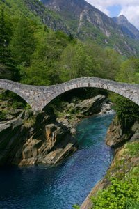 Die berühmteste Brücke des Tessins