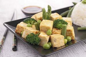 Tofu in der Ernährung: Ein Sojaprodukt, viele Gerichte