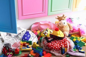 Spielerisch das Kinderzimmer entrümpeln: Diese 8 cleveren Tricks helfen