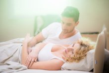 Kein Orgasmus beim Sex: Weg vom Leistungsdruck hin zum Genuss