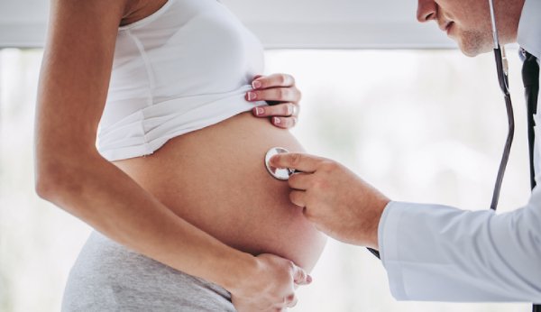 Vous devez toujours faire clarifier les saignements pendant la grossesse par votre médecin.