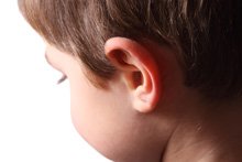 Mittelohrentzündung: Wenn die Ohren schmerzen