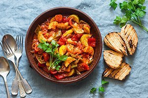Einfache Rezepte mit Gemüse: Ratatouille und Tomaten Risotto