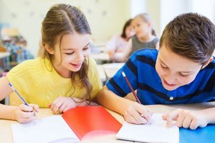 Rechtschreibung: Wenn Kinder nach Gehör schreiben lernen