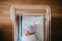Baby pucken: Wie die Wickeltechnik geht und was das Pucken bewirkt