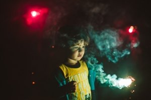 Tipps für ein sicheres Feuerwerk mit Kindern