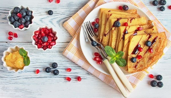 Schnelle Rezepte für die Familie: Pfannkuchen mit frischem Obst