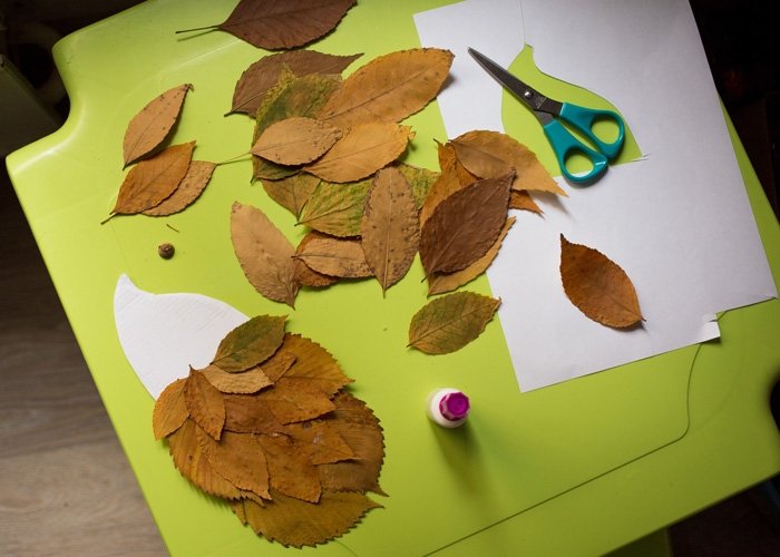 Mit Herbstblättern basteln: So entstehen bunte Kunstwerke