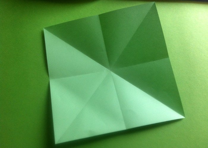 Origami Windrad: Schritt 1