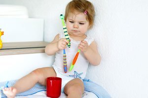 Wie Sie Kinder zum Zähne putzen motivieren