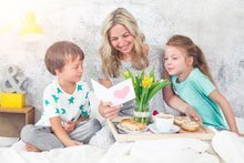 Muttertagskarten basteln mit Kindern: Die besten Ideen für schöne Karten