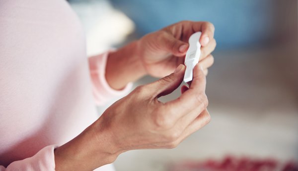 Le moment où un test de grossesse apporte une certitude dépend également du test.