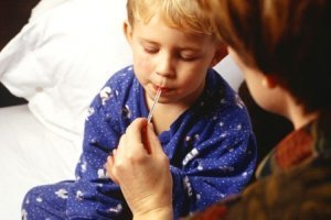 Betreuung kranker Kinder: Wer im Notfall hilft