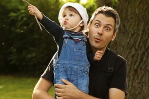 Ihr Kind, 15,5 Monate alt: die Rolle der Väter